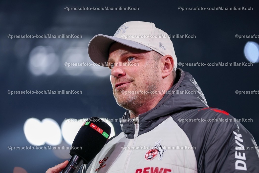 1FC14012601076 | 14.01.2026, Fußball, 1. FC Köln - FC Bayern München, 1. Fußball Bundesliga, 17. Spieltag, RheinEnergie-STADION, Saison 2025 2026: Cheftrainer Lukas Kwasniok (1FC Koeln #hc)  DFB regulations prohibit any use of photographs as image sequences and or quasi-video.