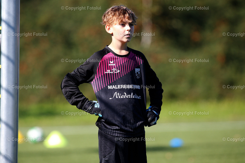 A_LUI_200925_045 | ASKOE OEDT (ROT) UND SC HOERSCHING (GRUEN) U12