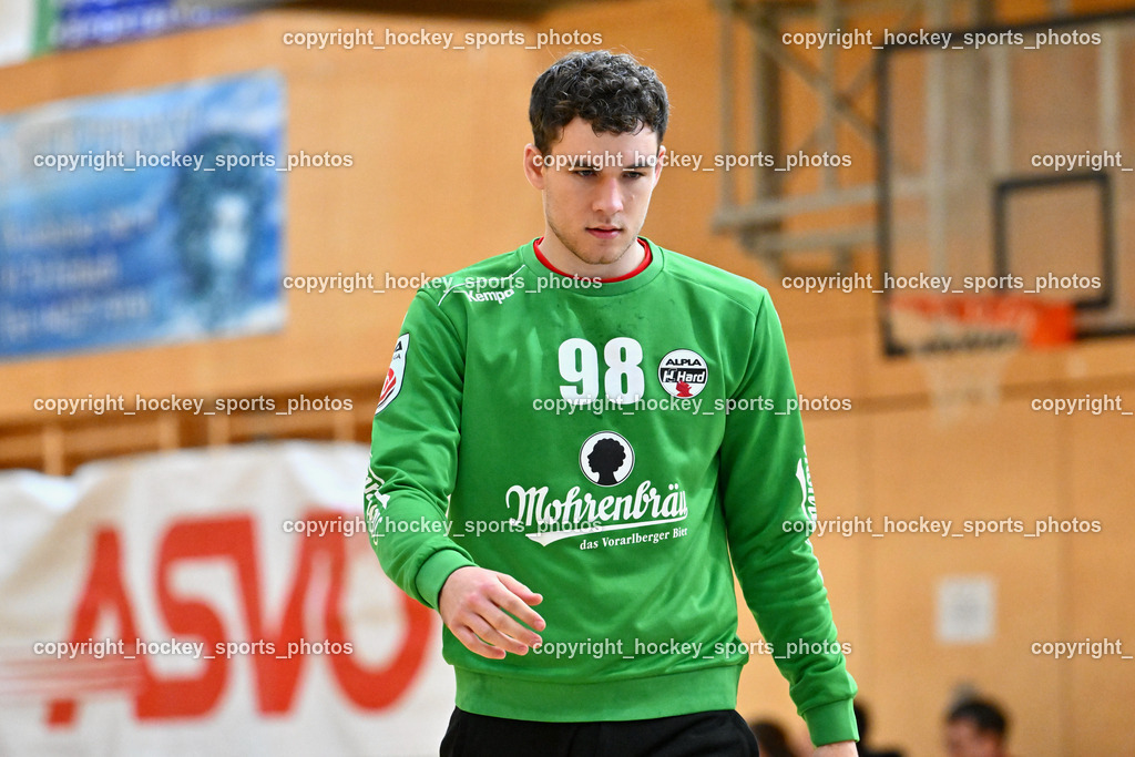 SC Ferlach vs. ALPLA HC Hard 2.3.2024 | #98 MÖSTL Constantin HC Hard, SC Ferlach vs. ALPLA HC Hard 2.3.2024, SC Ferlach vs. ALPLA HC Hard am 02.03.2024 in Ferlach (Ballspielhalle Ferlach), Austria, (Photo by Bernd Stefan)