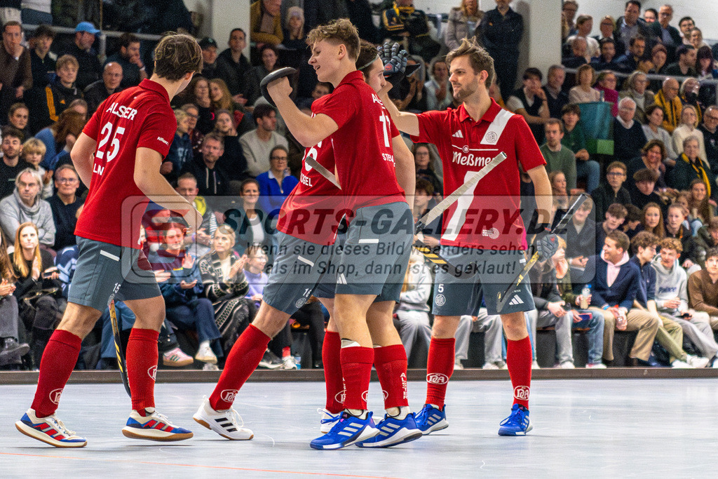 SM_2024-12-20-D85_-15 | 1.Bundesliga Hallenhockey  (M) DCADA - HTHC / 3:4 (1:1)