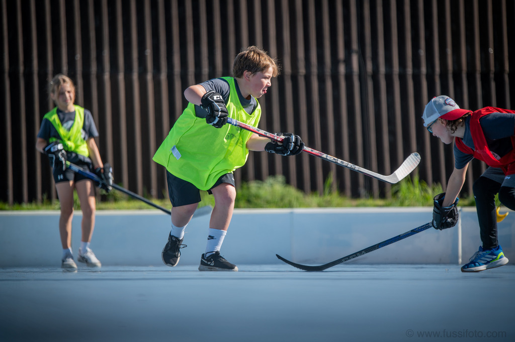 2025-09JP Hockey-Camp-Widnau-379 | "Fussifoto.com – Ihr Ansprechpartner für hochwertige Fotografie! Entdecken Sie kreative Bilder und professionelle Dienstleistungen. Kontaktieren Sie uns für Ihre Projekte!"