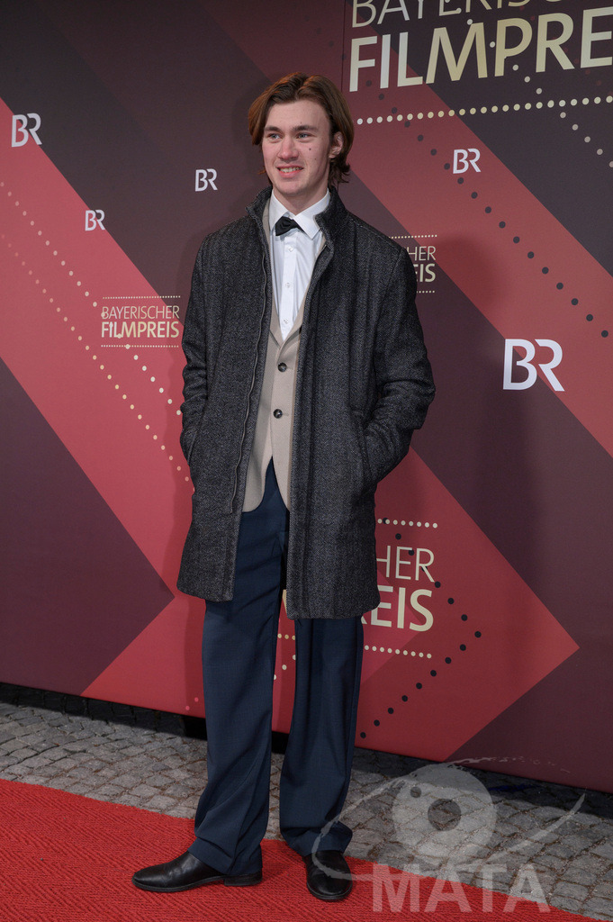 _DWI4820 | Alessandro Schuster bei der Verleihung des 47. Bayerischen Filmpreises 2026  im Prinzregententheater. München, Deutschland. Der Bayerische Filmpreis wird seit 1979 von der Bayerischen Staatsregierung verliehen, um die Bedeutung des Kinofilms als Kulturgut herauszustellen - Realized with Pictrs.com
