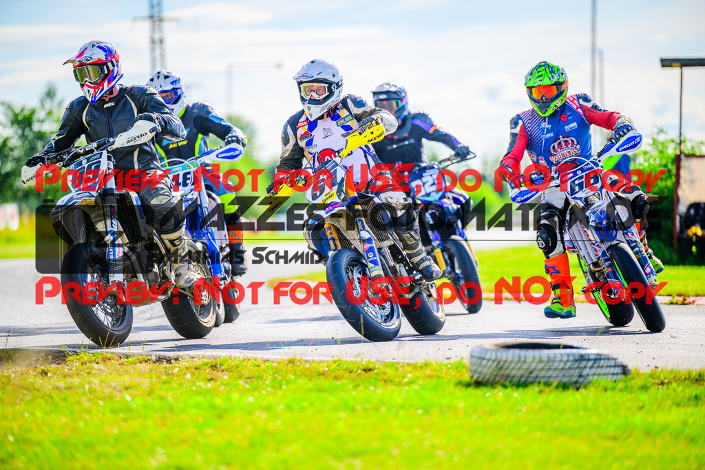 MaZZes_FotoMatrix_240713_6021986_8686 | UE40