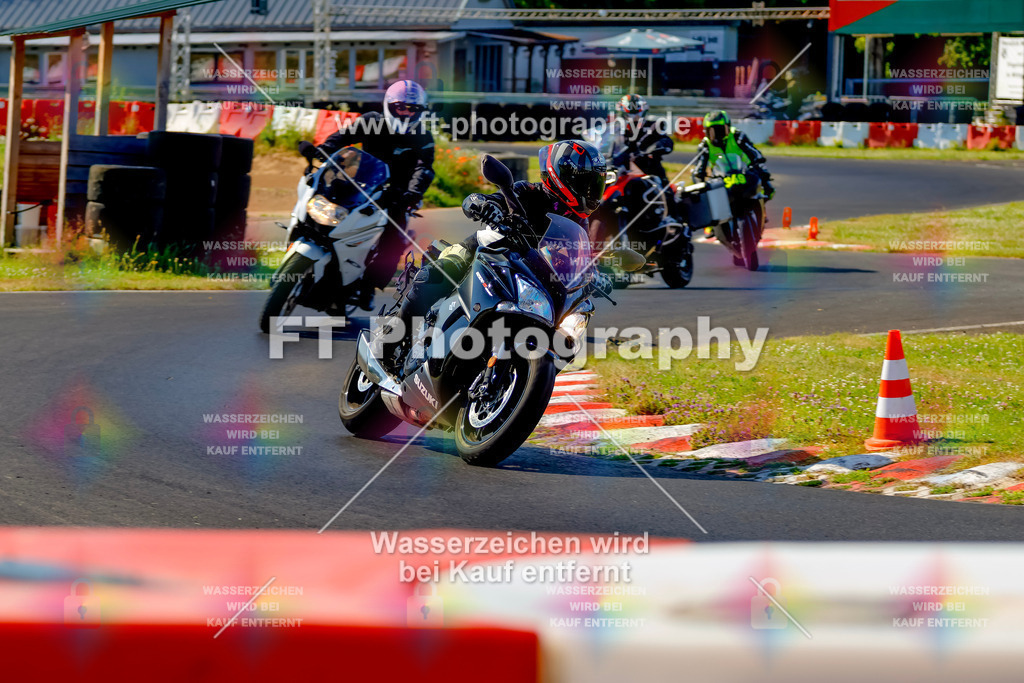 _MOT8875 | Hier findet Ihr Bilder von Touristenfahrten auf der Nürburgring Nordschleife oder von anderen Veranstaltungen die ich besucht habe. Viel Spass beim Durch Schauen 