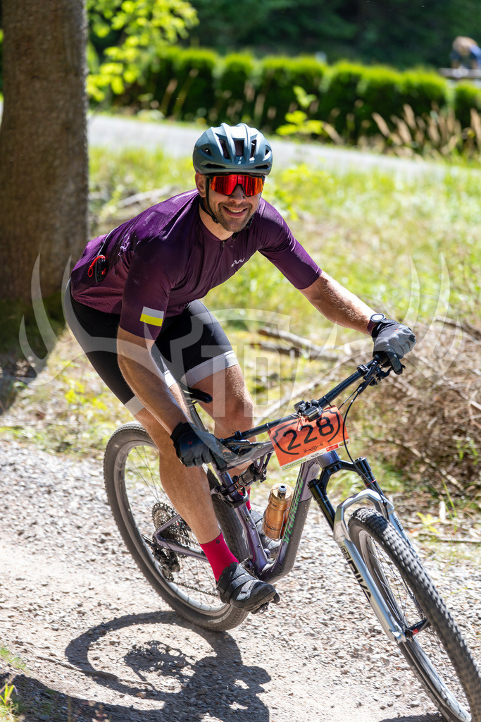 _DSC5174 | Fotogalerie der Treibjagd im Dunkelwald - Dein MTB Etappenrennen im Erzgebirge - Realisiert mit Pictrs.com