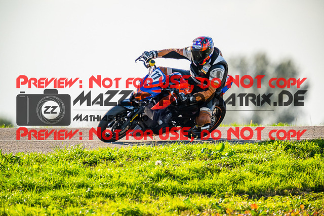 MaZZes_FotoMatrix_220917_2400 | TWIN CUP