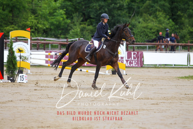 DKP41718 | Turniersportfotografie; Pferdefotografie; Dressurfotografie