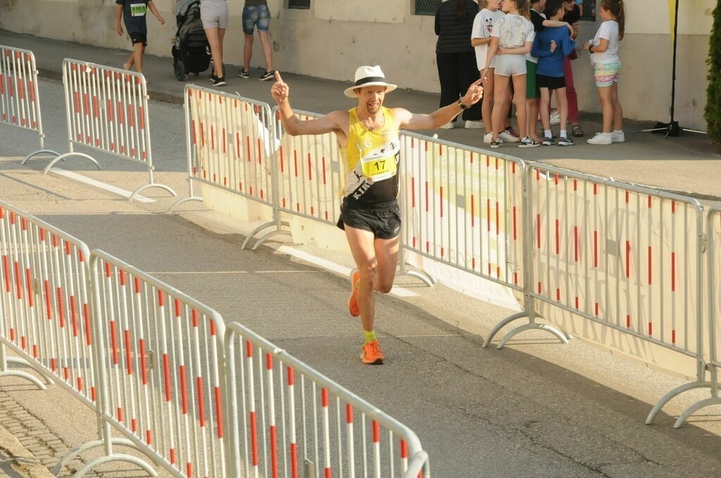 12h Lauf Prambachkirchen | Sport-,  Presse- und Eventbegleitung!
Contact me !
