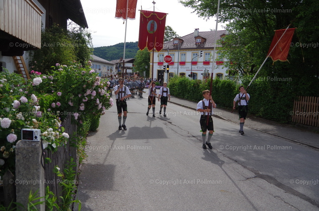 IMGP5348 | fotografiert von Axel PollmannLeonhardi Wallfahrt Benediktbeuern und Murnau, Fronleichnam, Fasching, Landschaft im Loisachtal und Benediktbeuern  - Realisiert mit Pictrs.com