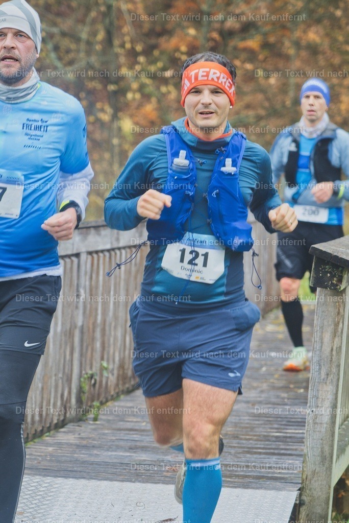 cineathletes-huegelland-2025-11-09-5 | Sportfotografie rund um Obstacle Course Racing und Trail Run - Realisiert mit Pictrs.com