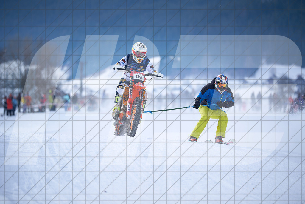 11. Holzknecht Skijöring | Skijöring am 24.01.2026: 11. Holzknecht Skijöring in Gosau am Dachstein, Oberösterreich, ÖsterreichFoto: © 2026 Martin Bihounek | mb-creative.eu