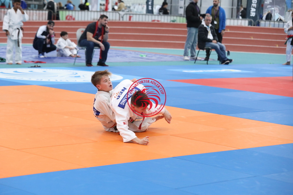 1J7A2609 | Fotos vom Adler Cup - Pictures from Adler Cup

Hier findet Ihr alle Eindrücke und großen Momente der Adler Cup Wochenenden. Here you will find all impressions and great moments of the Adler Cup weekends. - Realisiert mit Pictrs.com