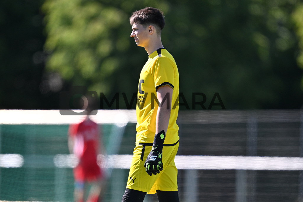 250511_EP__4169 | MWMARA - Realisiert mit Pictrs.com