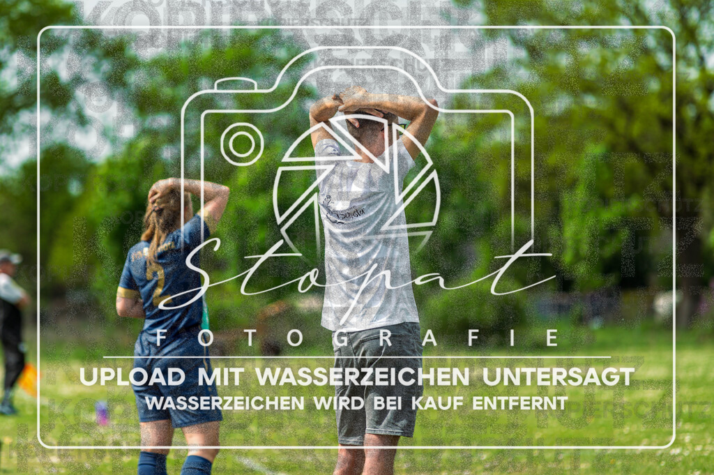 Kreisliga Damen HK - SVN Buchholz vs. SG Fulde | Ersatzbank; Kreisliga Damen HK - SVN Buchholz vs. SG Fulde am 03.05.2026 in Sportplatz Buchholz, Buchholz (Aller) - Realisiert mit Pictrs.com