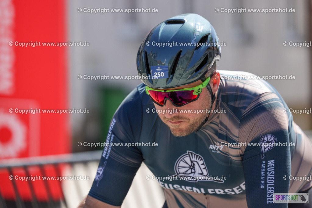 VJ__4853 | Neusiedlersee Radmarathon 2026@sportshot_your_pictrs #yourpictures#roadtowm2029 #nrm #neusiedlerseeradmarathon #neusiedlersee #neusiedlerseetourismus #burgenland #mörbisch #nrm26 #burgenlandtourismus #voglundco #poweredbyburgenlandtourismus #radsport #rad #marathon #ucigranfondo #visitburgenland #ucigranfondoworldseries