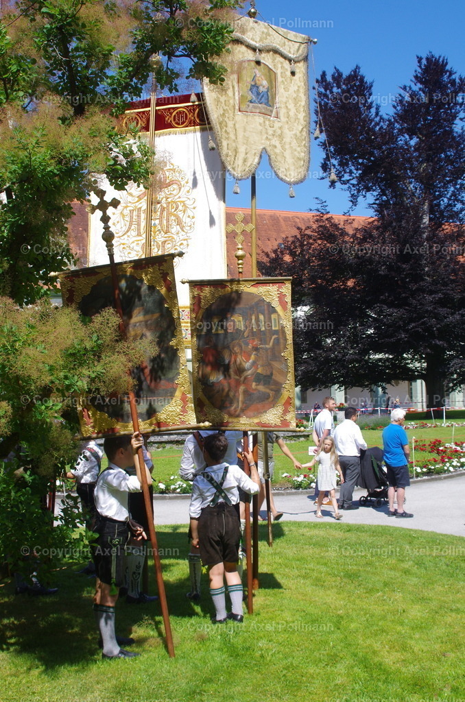 IMGP4691 | fotografiert von Axel PollmannLeonhardi Wallfahrt Benediktbeuern und Murnau, Fronleichnam, Fasching, Landschaft im Loisachtal und Benediktbeuern  - Realisiert mit Pictrs.com