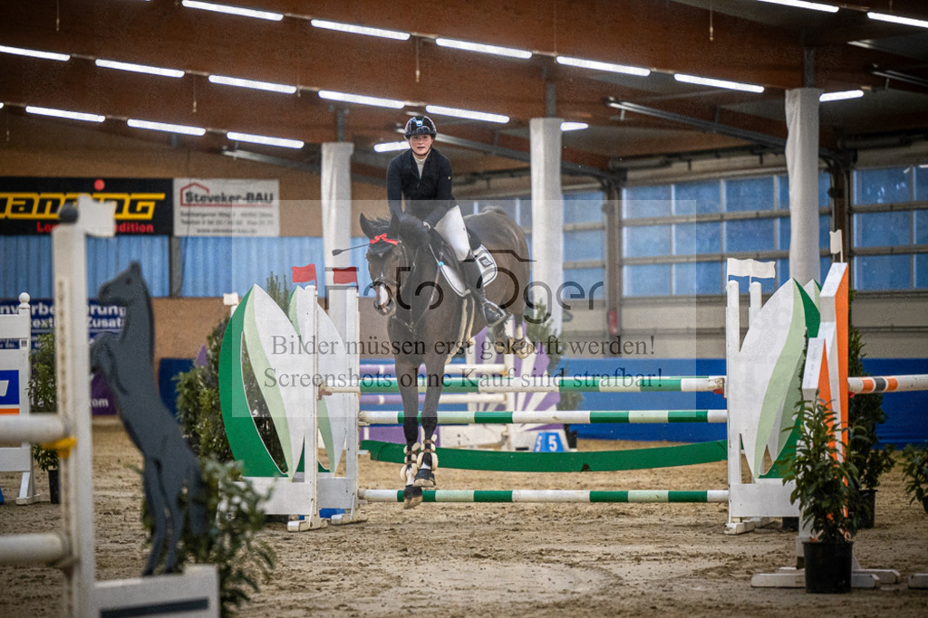 DOS_B954 | Entdecke hochwertige Reitturnierfotos von Foto Oger. Professionell, emotional und authentisch – jetzt Lieblingsmomente im Shop bestellen.Deutschlandweite Turnierfotografie. - Realisiert mit Pictrs.com