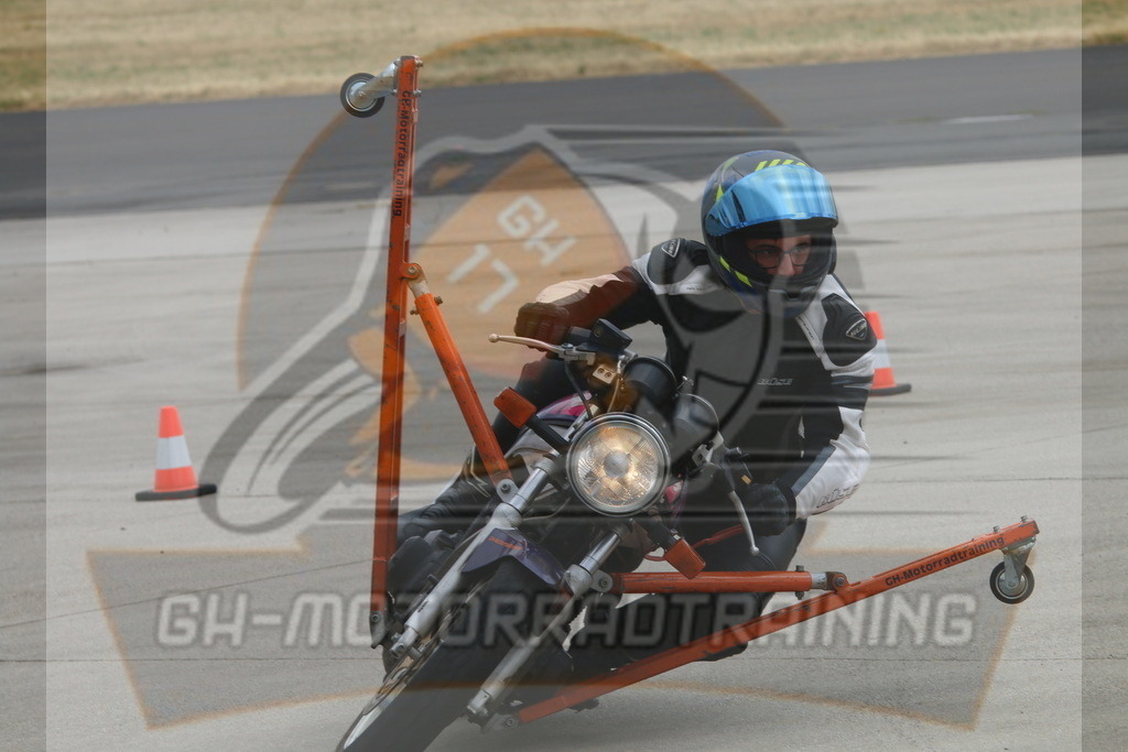 IMG_3299 | gh-motorradtraining-foto.de - Realisiert mit Pictrs.com