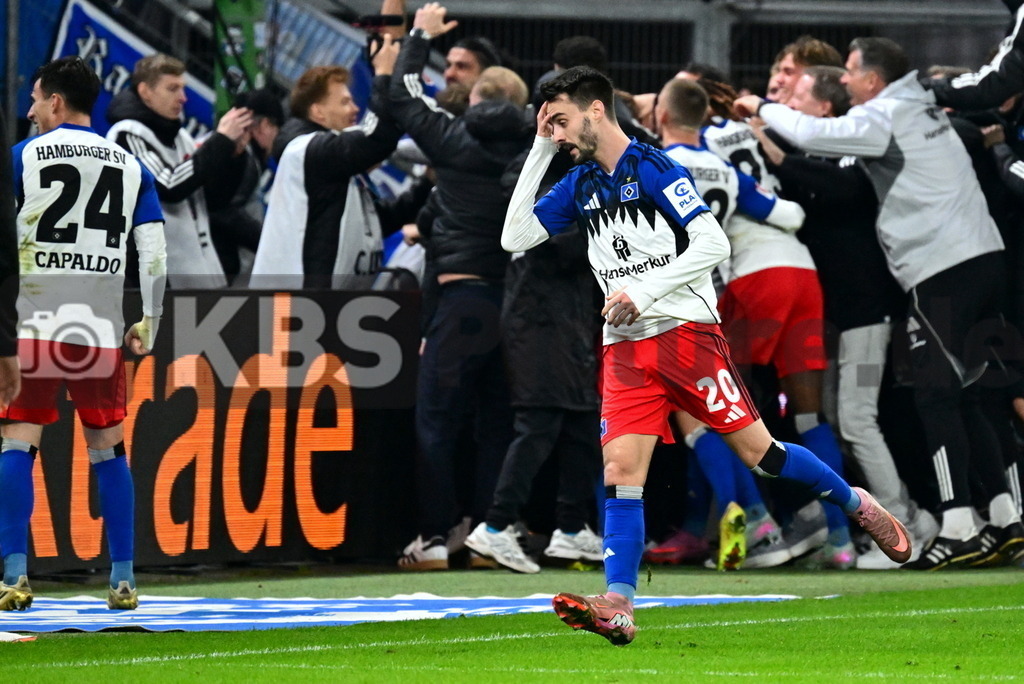 KBS Picture_HSV-Stuttgart_056 | HSV Torjubel zum 2:1 v.l. Torschuetze ist Ferreira Vieira Fabio (HSV) ,Sportplatz :  Volksparkstadion, - Realisiert mit Pictrs.com