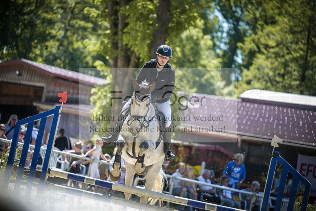 DOS_0938 | Entdecke hochwertige Reitturnierfotos von Foto Oger. Professionell, emotional und authentisch – jetzt Lieblingsmomente im Shop bestellen.Deutschlandweite Turnierfotografie. - Realisiert mit Pictrs.com