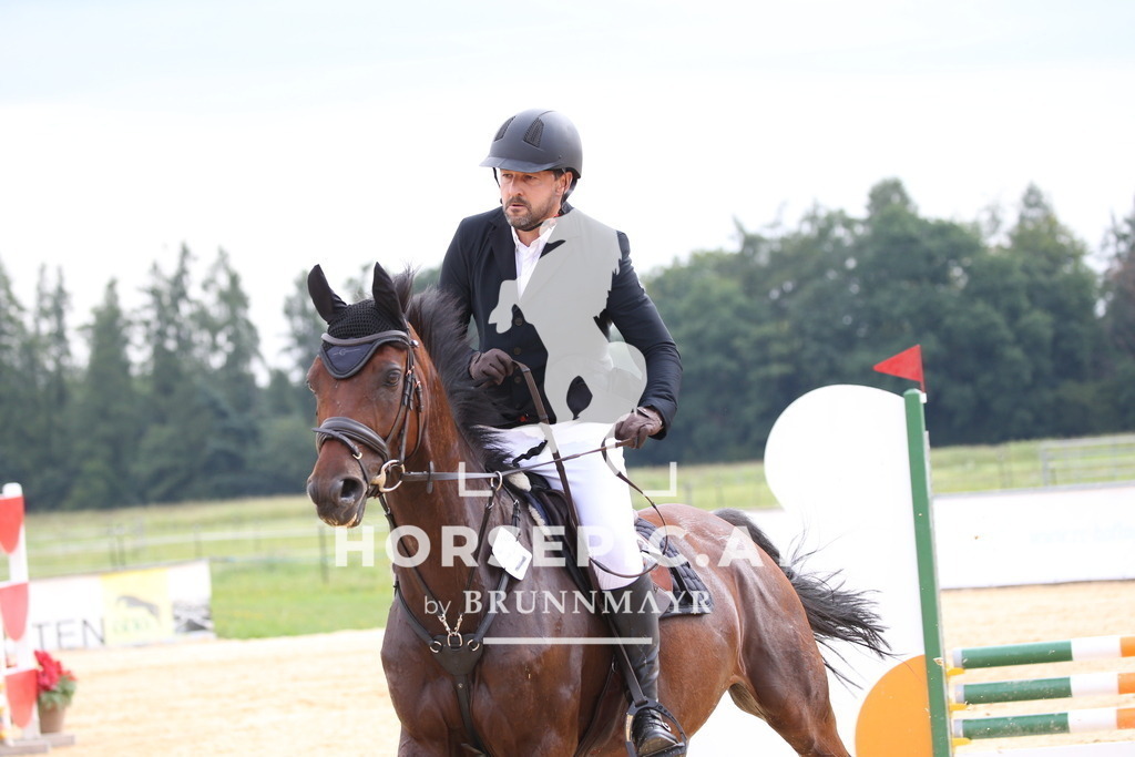 DL2Q3383 | Willkommen bei Brunnmayr - Design & Fotografie – Ihrem Spezialisten für Reitturniere und Pferdeveranstaltungen in Oberösterreich, Salzburg und Bayern! Seit über 17 Jahren sind wir leidenschaftlich dabei.