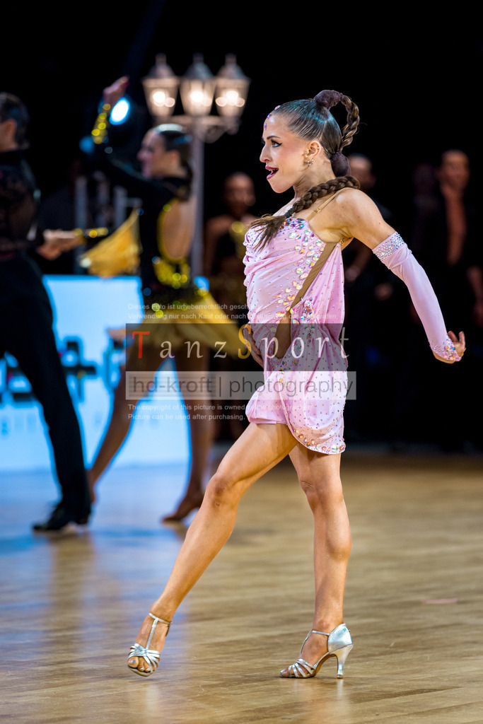 20251213_Baltic-GP_1999-2 | Tanzsportbilder, Standardtanz, Lateintanz, WDSF, DTV, LTVB, dancecomp, goc, hessen tanzt, blaues band der spree, walzer, tango, wiener walzer, slowfox, quickstepp, samba, rumba, cha-cha-cha, paso doble. jive, hd-kroft photography, turniertanzsport