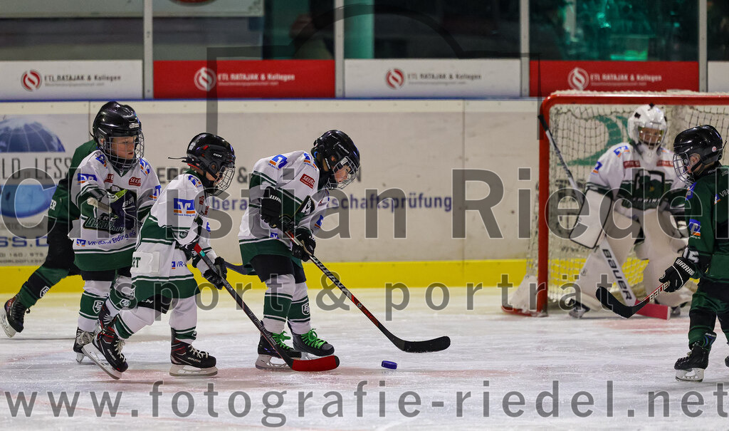 2025-11-30_110_TSV_Erding_gegen_EC_Peiting | Erding, Deutschland, 30.11.2025:Eishockey, Oberliga Süd 2025 / 2026, 22. Spieltag, TSV Erding gegen EC Peiting, Endergebnis: 5:1Foto: Christian Riedel / fotografie-riedel.net