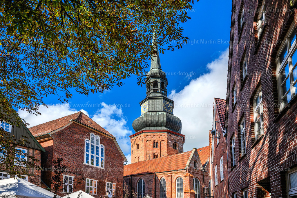 Stade Cosmea Kirche_Herbst_ELS_7861041026 | Fotos aus den Touristenorten aus Norddeutschland. - Realisiert mit Pictrs.com
