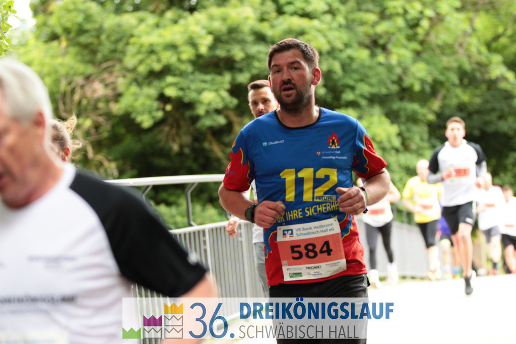 VR Bank Hauptlauf 10km | 3königslauf 2022 VR Bank Hauptlauf - Realisiert mit Pictrs.com