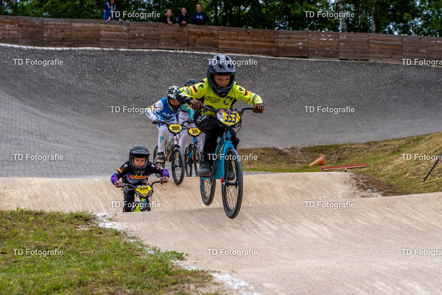 BayBMX2026-05140 | Fotogalerie von Thomas Dettweiler mit Eventbildern und lizenzfreien Fotos. Perfekt als Wandbild, für Büro, Website oder private Nutzung. - Realisiert mit Pictrs.com
