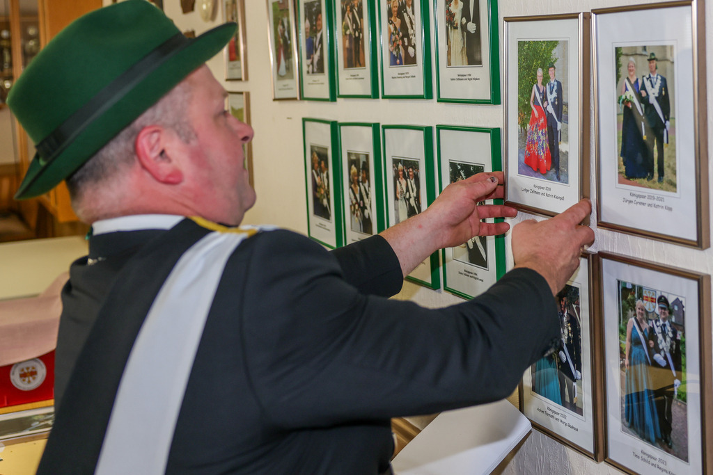 top-top.de-250628-065 | Foto, Video, Fotografie, Videografie, Fotobox, DJ, Discjockey, Musik, Musikbox, Veranstaltung, Photobooth, Amazon, Ebay, Buchtipp, Bestseller, Autor, Verlag, Buch, Wesel, Hamminkeln, NRW, Dinslaken, Rees, Drohne, Hochzeit, Party, Fotobox, Wesel, Fotograf