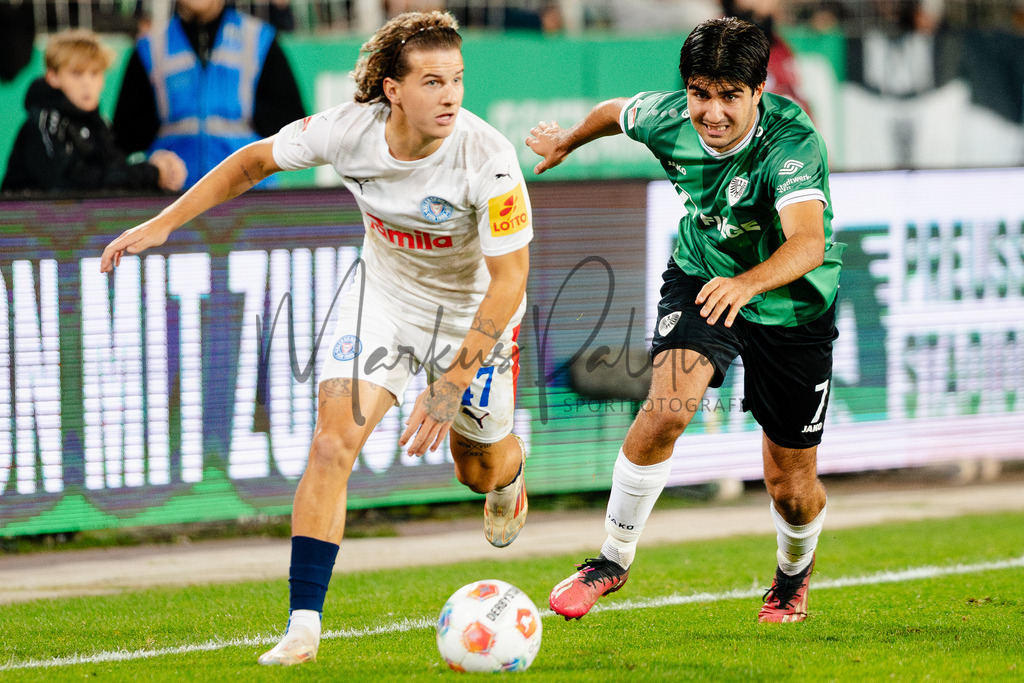 2. Bundesliga, Saison 2025/26, 11. Spieltag: SC Preußen Münster - Holstein Kiel | Münster, 31.10.2025: 2. Bundesliga, 11. Spieltag, SC Preußen Münster gegen Holstein Kiel im LVM-Preußenstadion in Münster an. Foto: sportfotografie.ms | Markus Paletta - Realisiert mit Pictrs.com