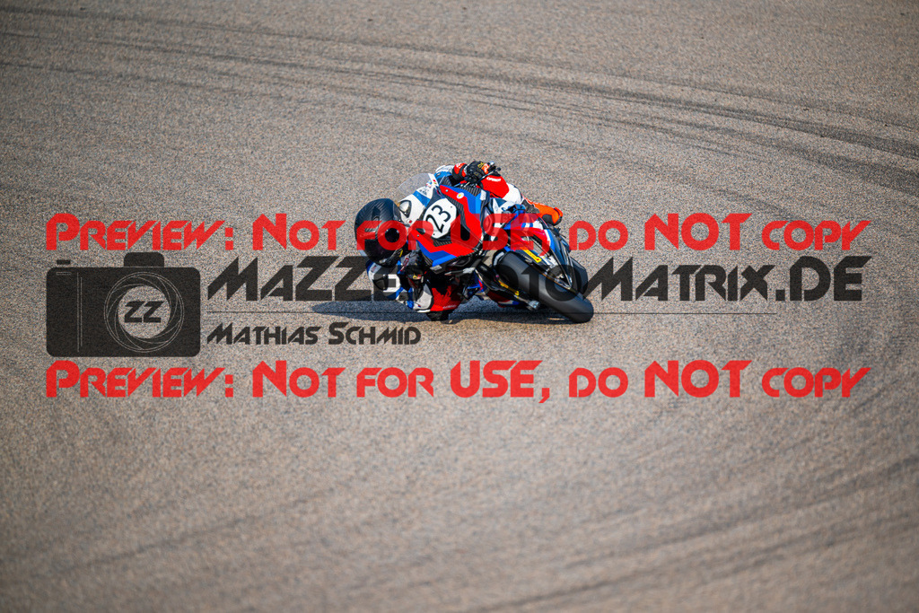 MaZZes_FotoMatrix_240504_6007705_6590 | STK1000