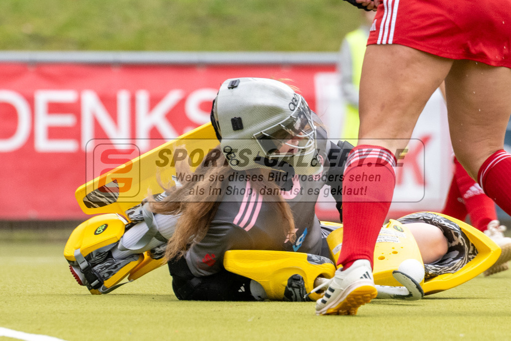 SFE_20260321_0041 | Köln, Deutschland, 21.03.26: Feldhockey 1. Bundesliga Damen zwischen Rot-Weiss Köln - Bremer HC im REWE Sportpark am 21.03.2026 in Köln, Deutschland. (Foto von Stephan Fehrmann)Köln, Germany, 21.03.26: Feldhockey 1. Bundesliga Damen between Rot-Weiss Köln - Bremer HC in REWE Sportpark at 21.03.2026 in Köln, Deutschland. (Foto from Stephan Fehrmann)