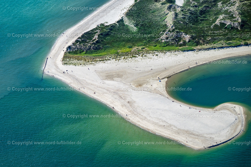 Sylt_Hörnum_Hörnumer_Odde_ELS_5925130825 | HöRNUM (SYLT) 21.06.2025 Küstenbereich der " Hörnumer Odde " in Hörnum auf der Nordseeinsel Sylt im Bundesland Schleswig-Holstein. Weiterführende Informationen bei: Sylt Marketing GmbH. // Coastal area of the " Hoernumer Odde " in Hoernum on the North Sea island of Sylt in the federal state of Schleswig-Holstein. Further information at: Sylt Marketing GmbH. Foto: Martin Elsen