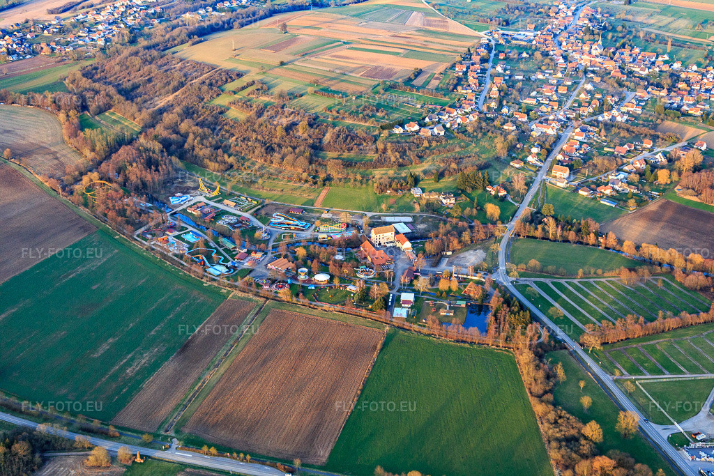 Vue aérienne: Parc d'attractions de Didiland à Morsbronn-les-Bains dans le département Bas Rhin, France – .Photo: IMG_104986.jpg prise le 21/03/2018 par Werner Riehm/FLY-FOTO.eu – Résolution de l'original: 5472 x 3648 px