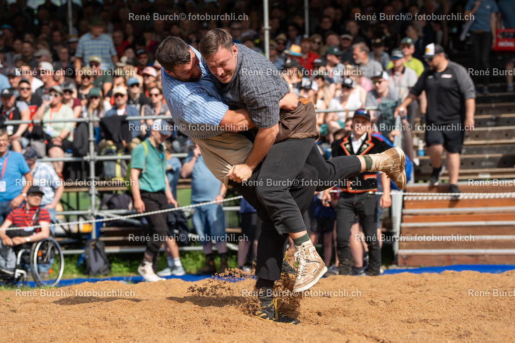Burch Jonas(l)- | René Burch leidenschaftlicher Fotograf aus Kerns in Obwalden.  Hier finden sie Sport, Landschaft und Natur Fotografie.
 - Realisiert mit Pictrs.com