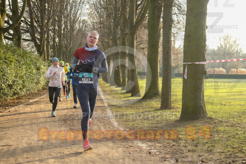 241231_1015_EV4_3576 | Sportfotografie im Rhein-Sieg Kreis, Köln, Bonn, NRW, Rheinland Pfalz, Hessen, etc. Unser Tätigkeitsfeld umfasst den Laufsport vom Volkslauf über den Marathon, Duathlon, Triathon bis zum Ultralauf wie Kölnpfad Ultra oder Schindertrail.