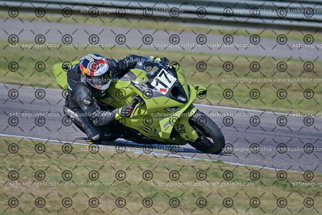 26BT02-0092 | markuskiefer.com - Realisiert mit Pictrs.com
