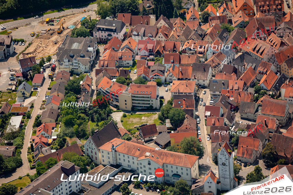 Das Luftbild zeigt :  Pfullendorf - Die Luftaufnahme wurde 2024 vom UL-Flugzeug aus erstellt ( keine Drohne ) - Hochauflösende Luftaufnahme - Für grossformatige Ausdrucke geeignet. Die Geschenkidee !Mit Lizenz und Bildrechte bestellbar