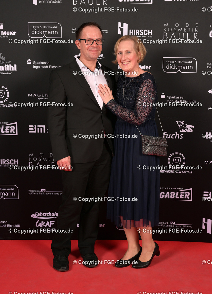 20240127-fge-fotos-0160 | Hofball der FGE am 27.01.2024 im Alten Stadttheater in Eichstätt. - Realisiert mit Pictrs.com