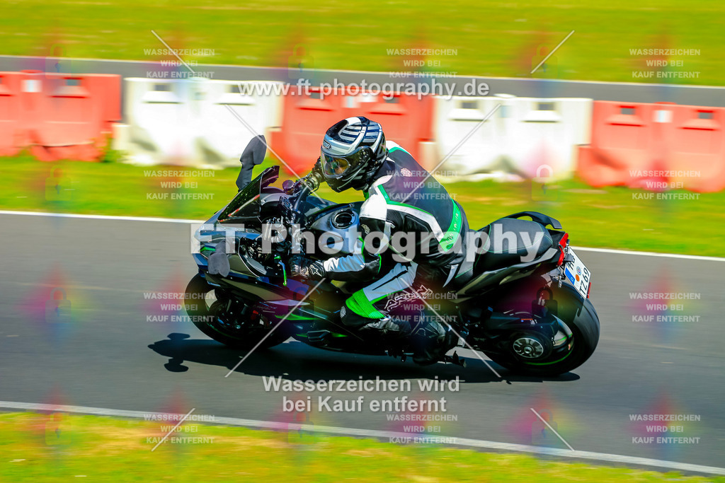 _NBG4721 | Hier findet Ihr Bilder von Touristenfahrten auf der Nürburgring Nordschleife oder von anderen Veranstaltungen die ich besucht habe. Viel Spass beim Durch Schauen 