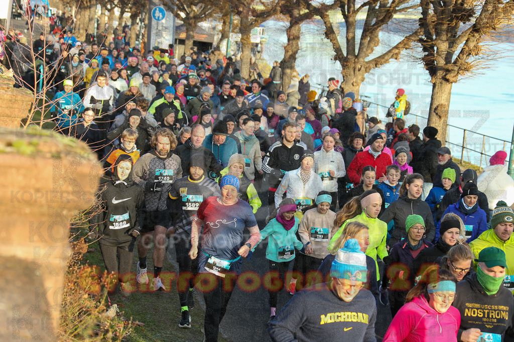 241231_1003_EX1_9697 | Sportfotografie im Rhein-Sieg Kreis, Köln, Bonn, NRW, Rheinland Pfalz, Hessen, etc. Unser Tätigkeitsfeld umfasst den Laufsport vom Volkslauf über den Marathon, Duathlon, Triathon bis zum Ultralauf wie Kölnpfad Ultra oder Schindertrail.