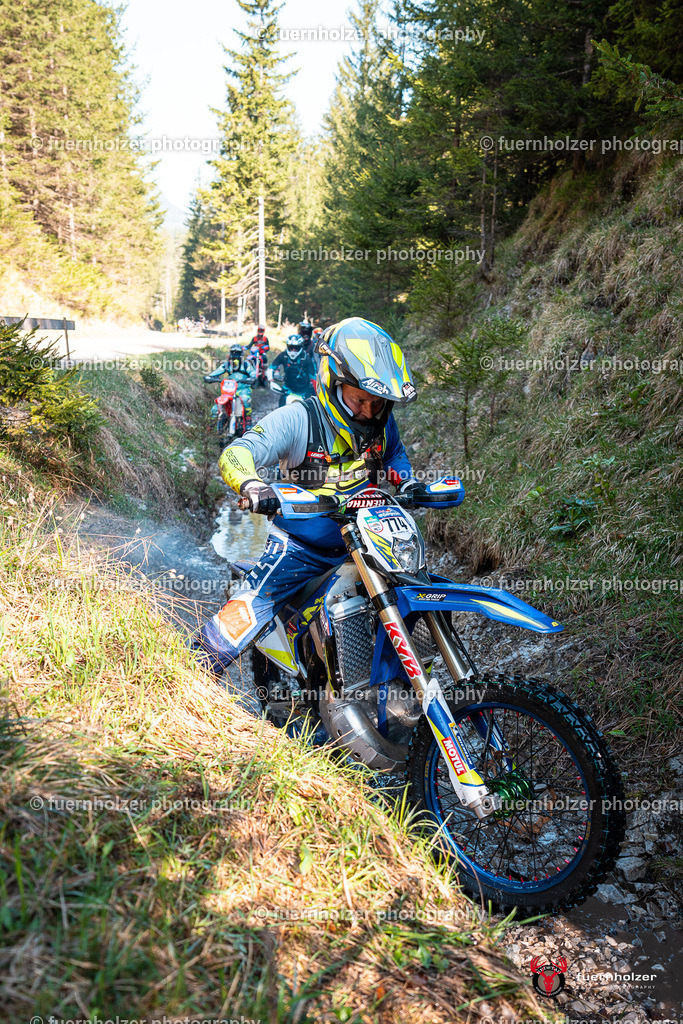 fuernholzer_250501-C1-68 | Fotografische Impressionen von der Red Stag Enduro Extreme by fuernholzer-photography.com. Endurosport in Österreich fotografisch festgehalten von fuernholzer. Auftragsfotografie für Private, Gewerbefotos und Industriefotografie. Eventfotografie, Sportfotografie und Motorsportfotografie. Anbieter von Fotoworkshops, Fototraining, fotografischen Vorträgen und Fotoseminaren.