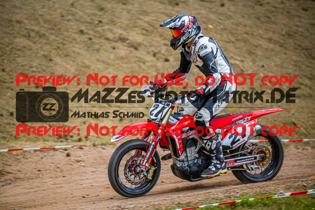 MaZZes_FotoMatrix_220528_0192 | Fotograf Mathias Schmid
Sportfotograf,
Eventfotograf,
Hochzeitsfotograf,
Portraitfotograf