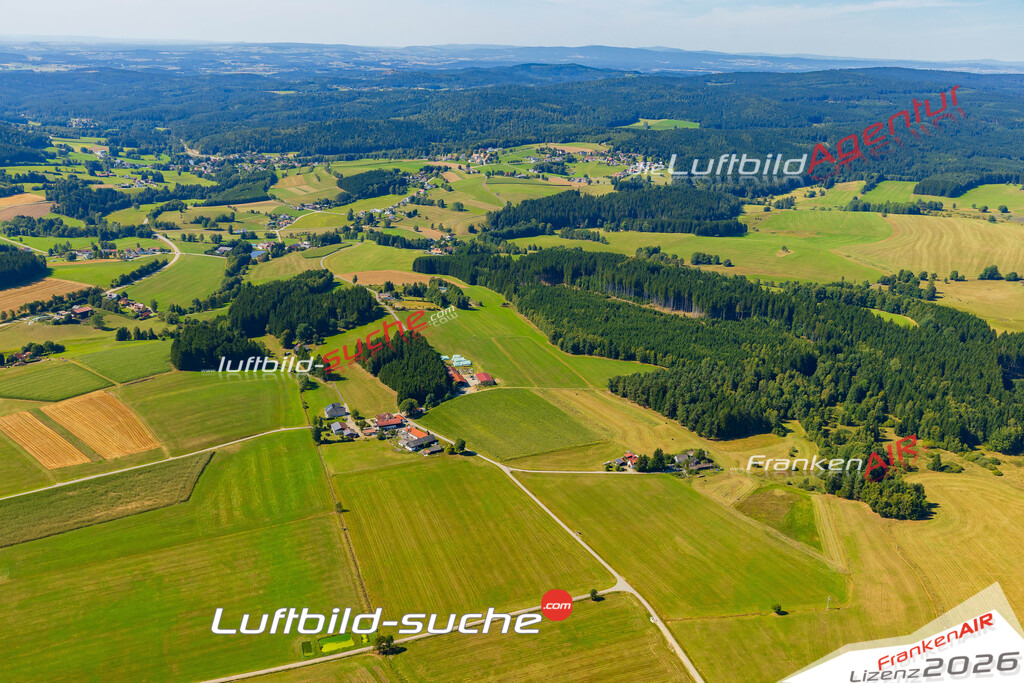 Luftaufnahme von Hinterbrünst Georgenberg Bild- Das Luftbild wurde 2025 vom UL-Flugzeug heraus erstellt ( keine Drohne ) - Hochauflösende Luftaufnahme -Nicht vergleichbar mit Google Maps oder Satelittenbilder- Die Geschenkidee !Mit Lizenz und Bildrechte bestellbar