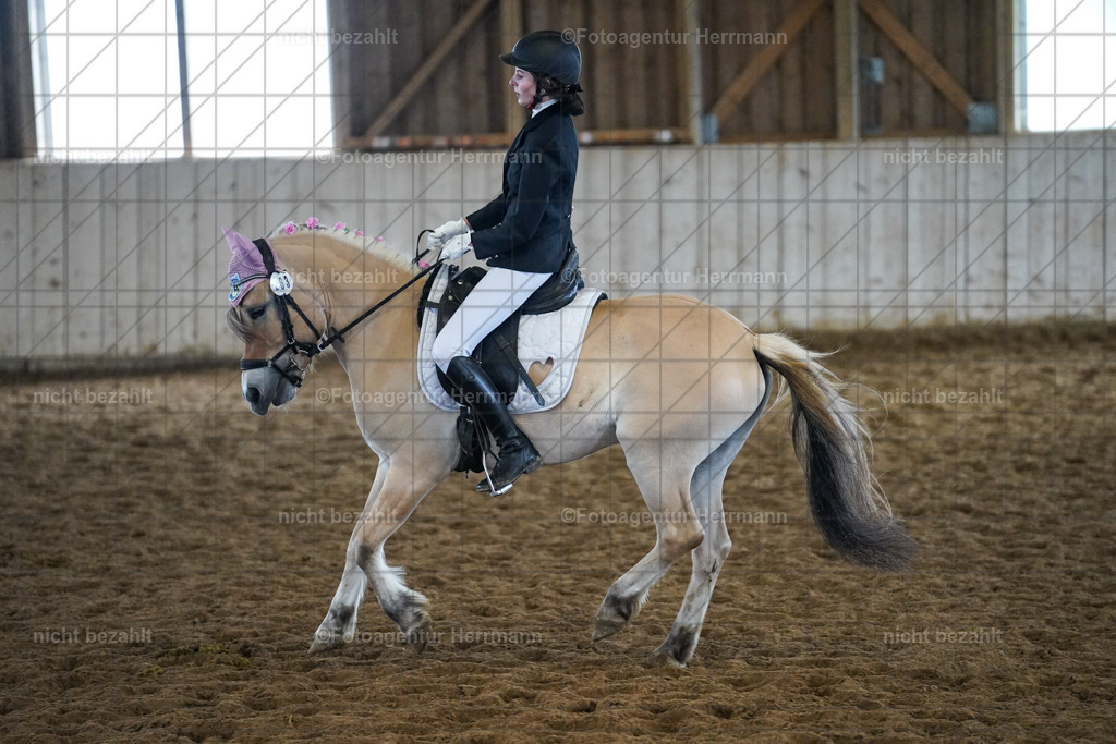 20230518-FAH04193 | Frühjahrsturnier, landberg am Lech, 2023, Reitclub Landsberg, Turnierbilder, Fotos Turnier Landsberg, Fotoagentur Herrmann, Turnierfotografen Bayern, reitsport Fotograf, Pferde Fotograf