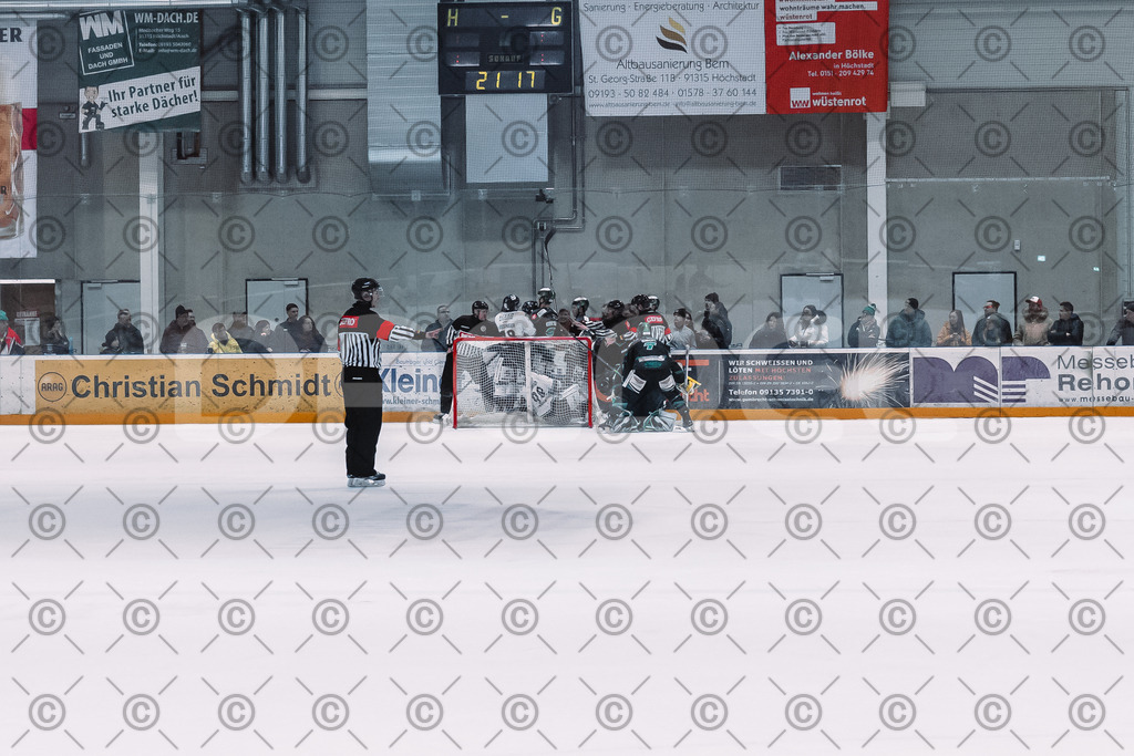Alligators_vs_Passau_03_12_2025-47 | Höchstadt Alligators Fotogalerie: Eishockey-Action aus Franken. Professionelle Spielfotos, Portraits & Stadionbilder zum Download. Jetzt entdecken! - Realisiert mit Pictrs.com