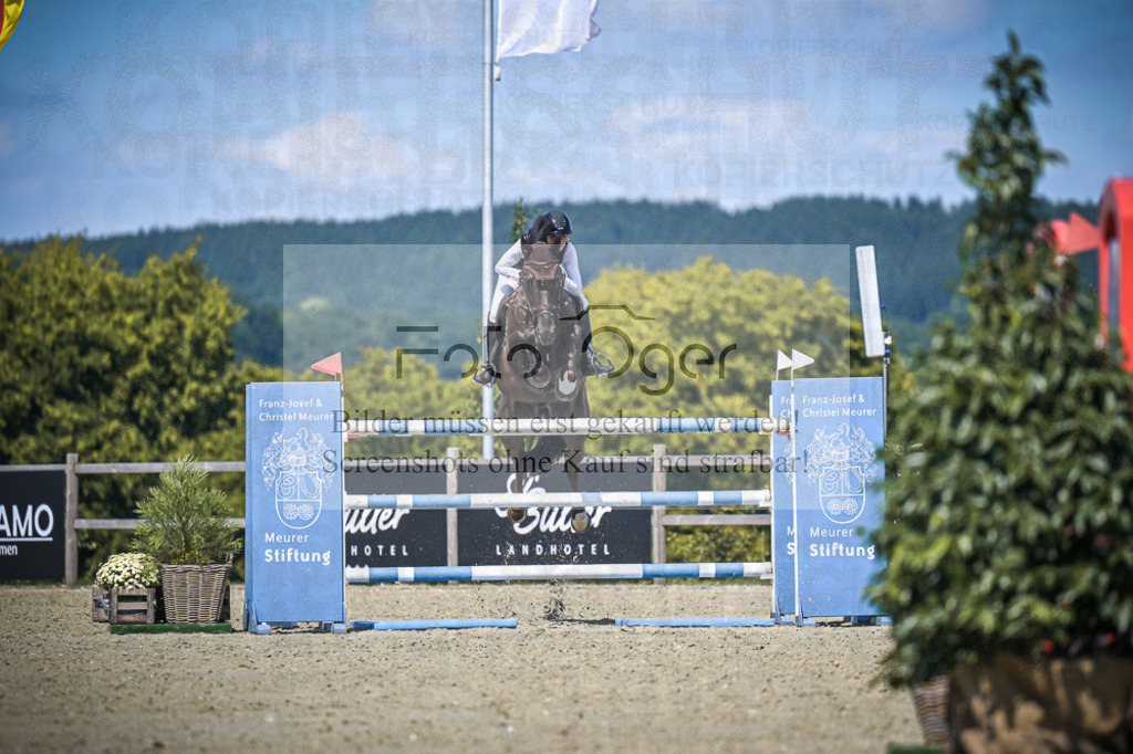 DOS_4379 | Entdecke hochwertige Reitturnierfotos von Foto Oger. Professionell, emotional und authentisch – jetzt Lieblingsmomente im Shop bestellen.Deutschlandweite Turnierfotografie. - Realisiert mit Pictrs.com