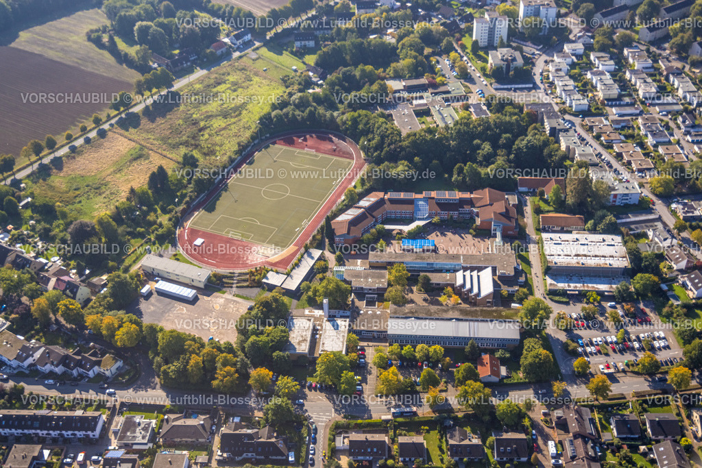 Holzwickede220900628 | Luftbild, Clara-Schumann-Gymnasium, Josef Reding Schule, Sportplatz Schulzentrum, Holzwickede, Ruhrgebiet, Nordrhein-Westfalen, Deutschland